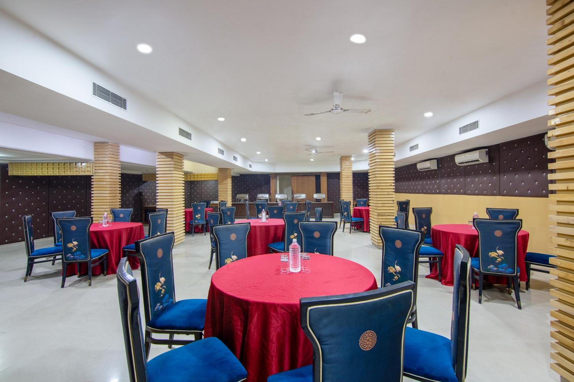 Hotel Lohmod At National Highway 8 - Free Airport Transffer New Delhi Extérieur photo