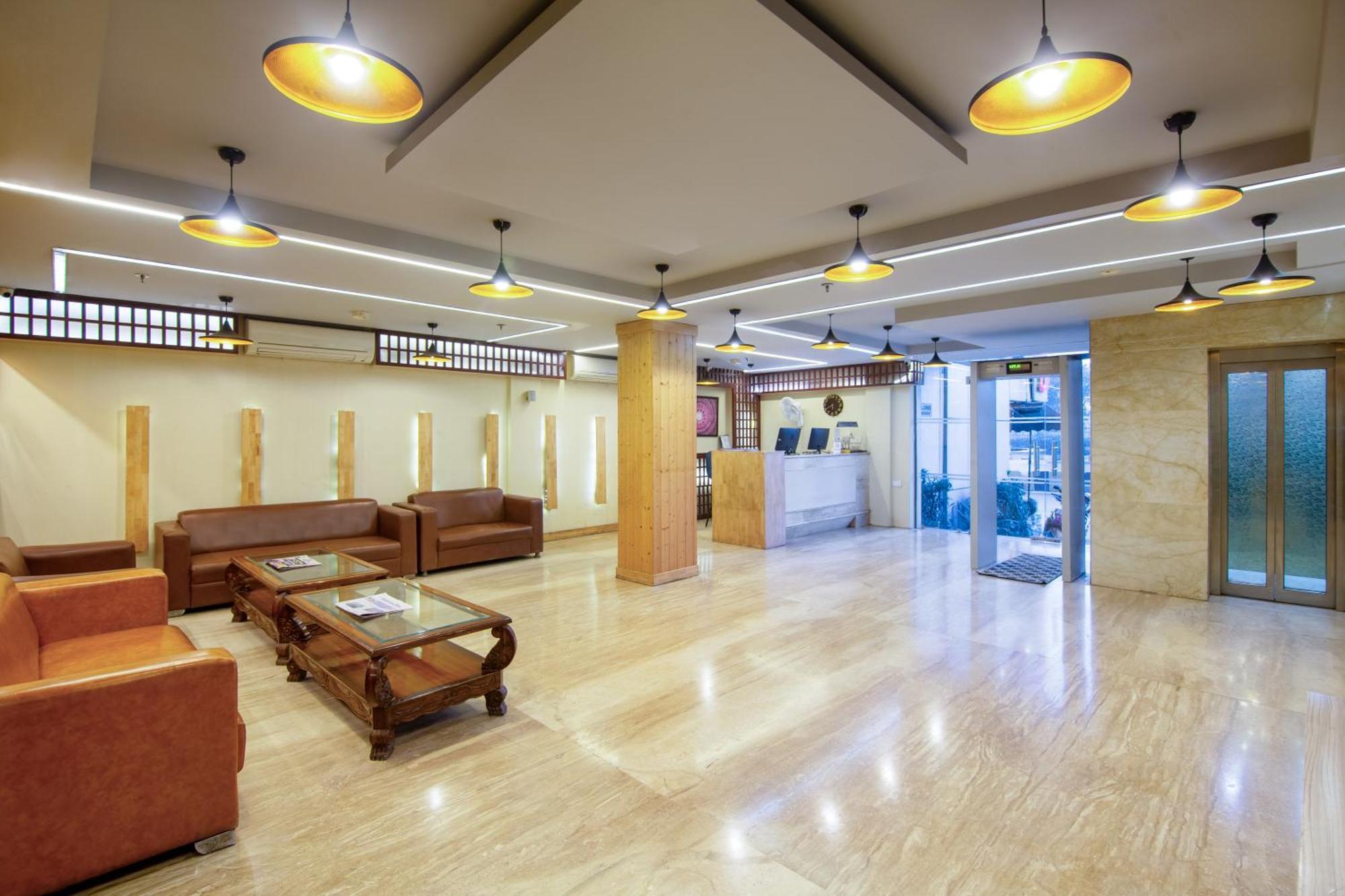 Hotel Lohmod At National Highway 8 - Free Airport Transffer New Delhi Extérieur photo
