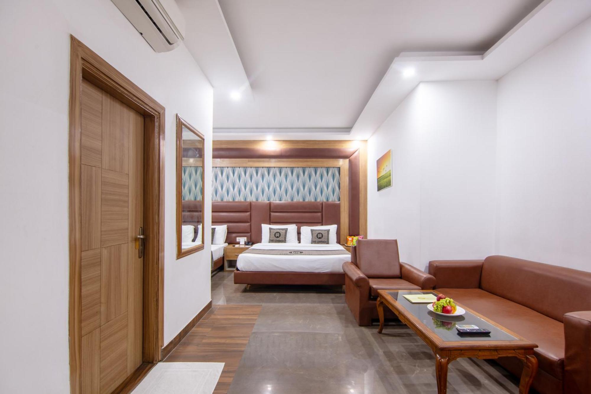 Hotel Lohmod At National Highway 8 - Free Airport Transffer New Delhi Extérieur photo