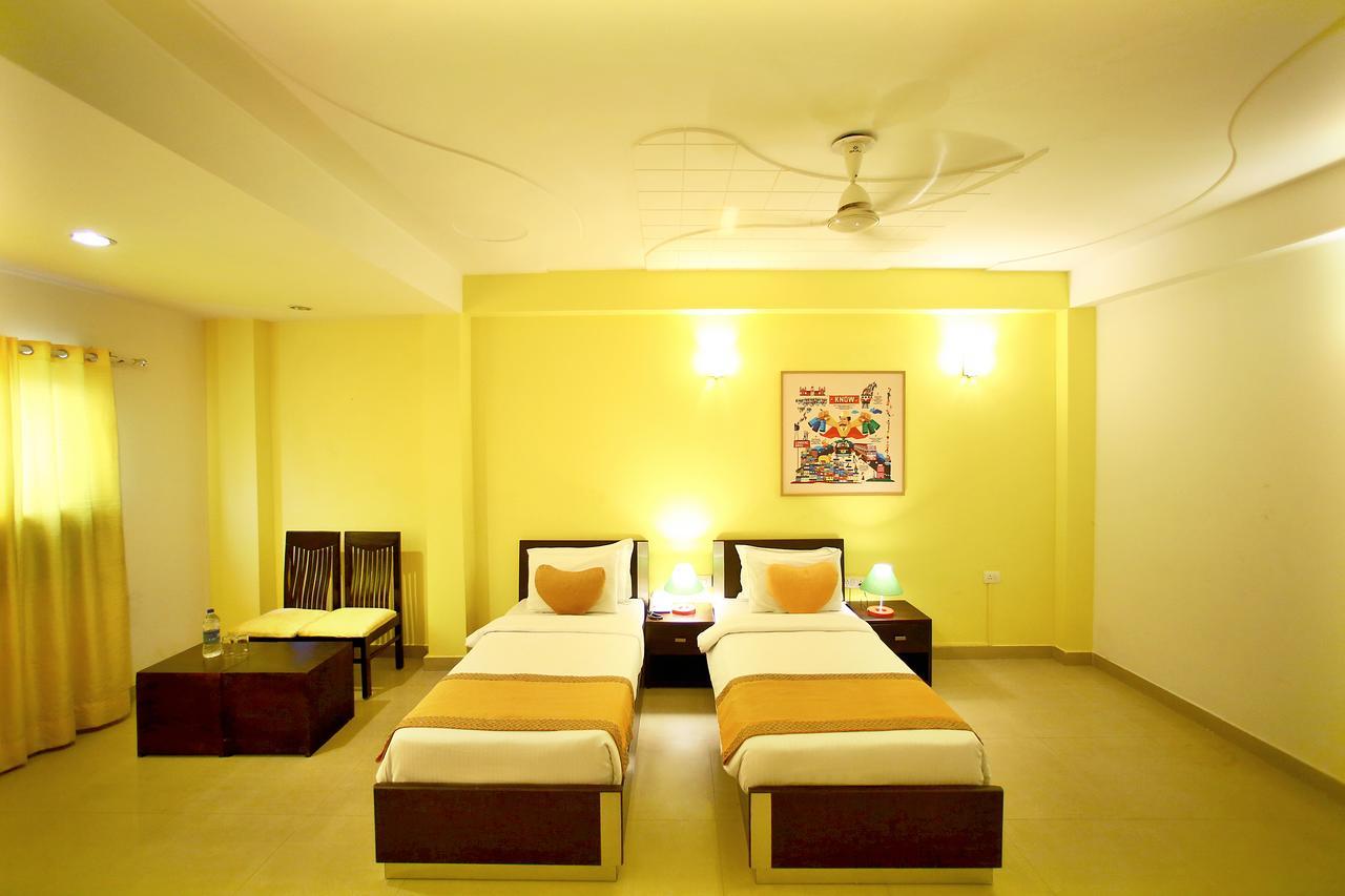 Hotel Lohmod At National Highway 8 - Free Airport Transffer New Delhi Extérieur photo