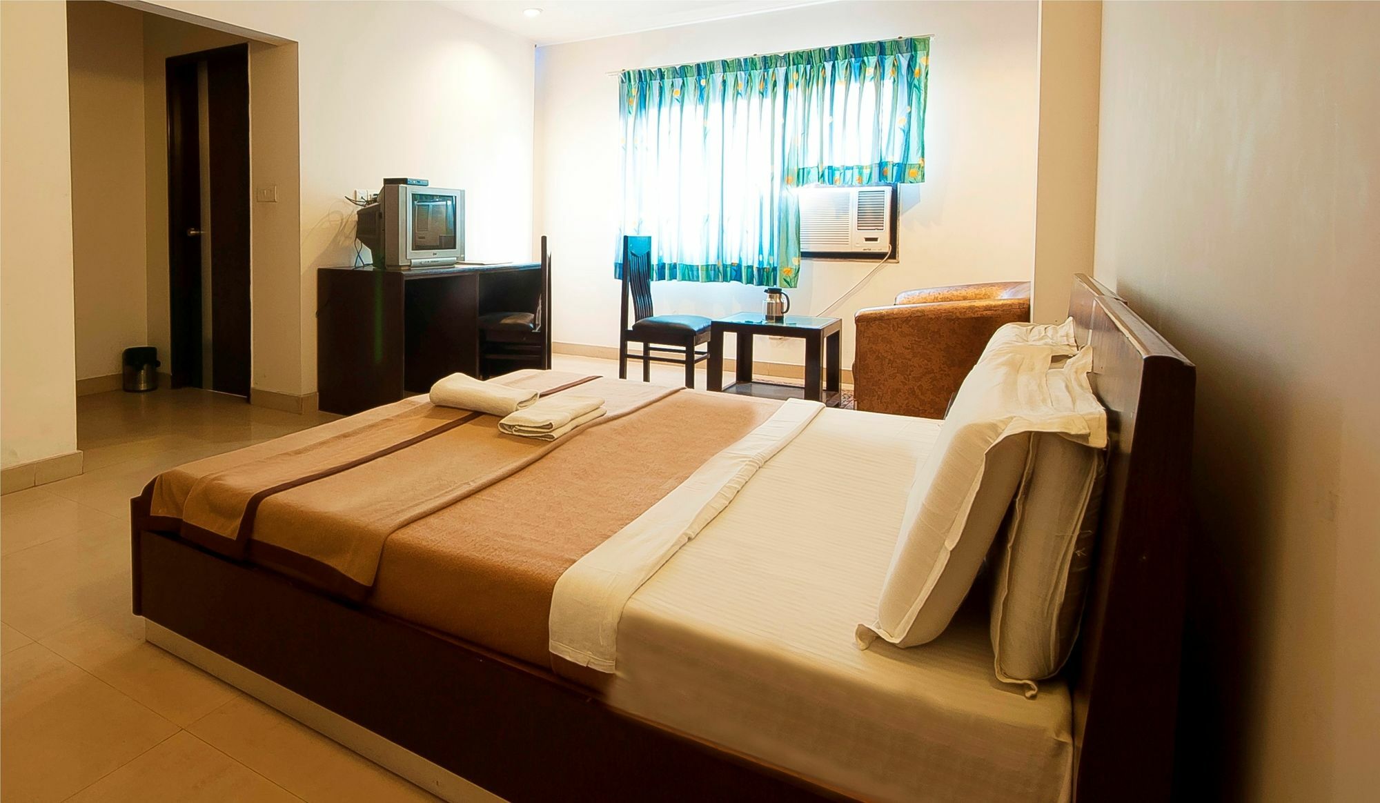 Hotel Lohmod At National Highway 8 - Free Airport Transffer New Delhi Extérieur photo